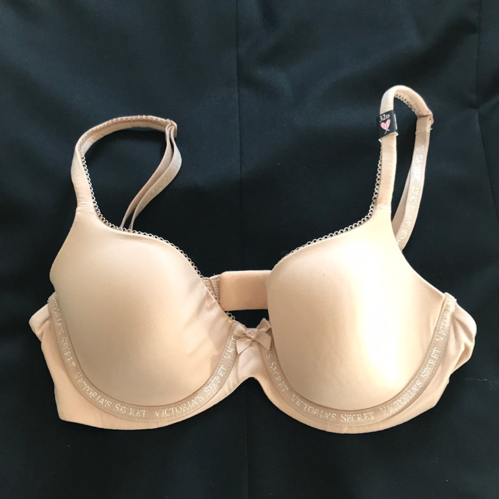 Victoria Secret - Body by Victoria - Demi - 32D